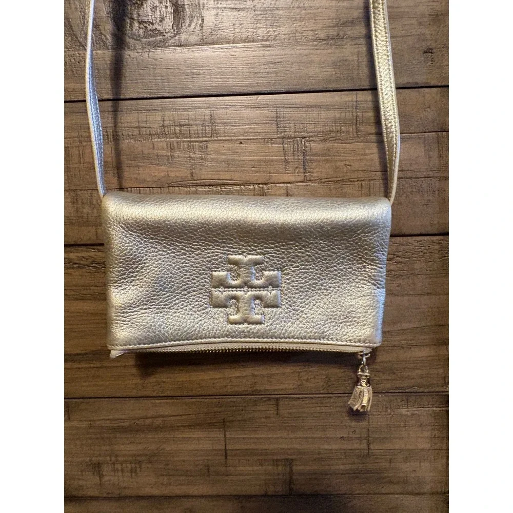 Tory Burch Metallic Gold Leather Fold Over Crossbody Clutch Bag Adjustable Strap